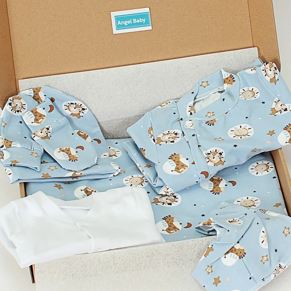 Set Corredino per Neonato - Inverno... Set Corredino per Neonato - Inverno...