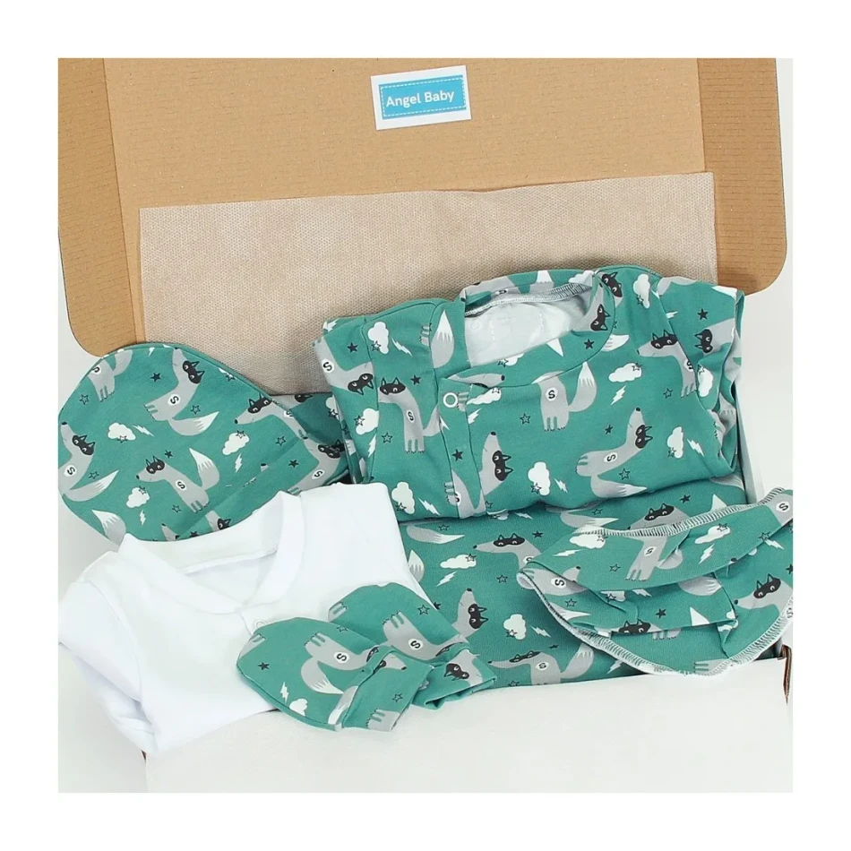 Set Corredino per Neonato - Inverno... Set Corredino per Neonato - Inverno...